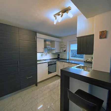 Rack Apartment *